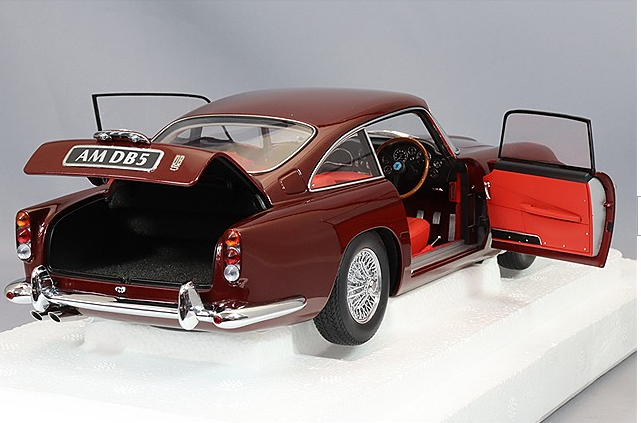 AUTOart 70289 1/18 Aston Martin DB5 Dark Red Metallic Composite