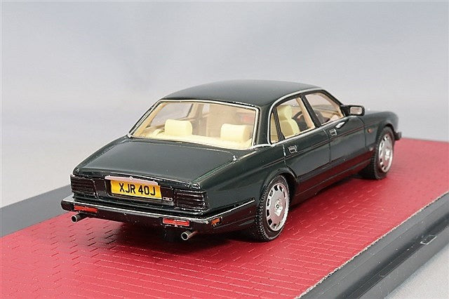 Matrix MX41001263 1/43 Jaguar XJR XJ40 1991-94 British Racing Green Resin