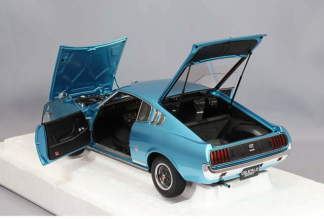 AUTOart 78767 1/18 Toyota Celica Liftback 2000GT RA25 1973 Turq Blue