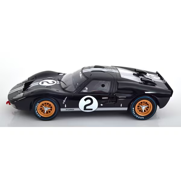 CMR CMR12034 1/12 Ford GT40 MK II Le Mans 1966 McLaren/Amon Resin Model Car