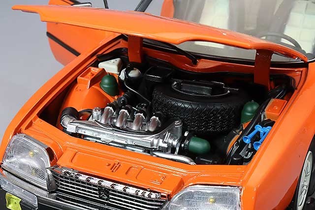 Norev NO181524 1/18 Citroen CX 2400 GTI 1977 Mandarin Orange Diecast Model Car