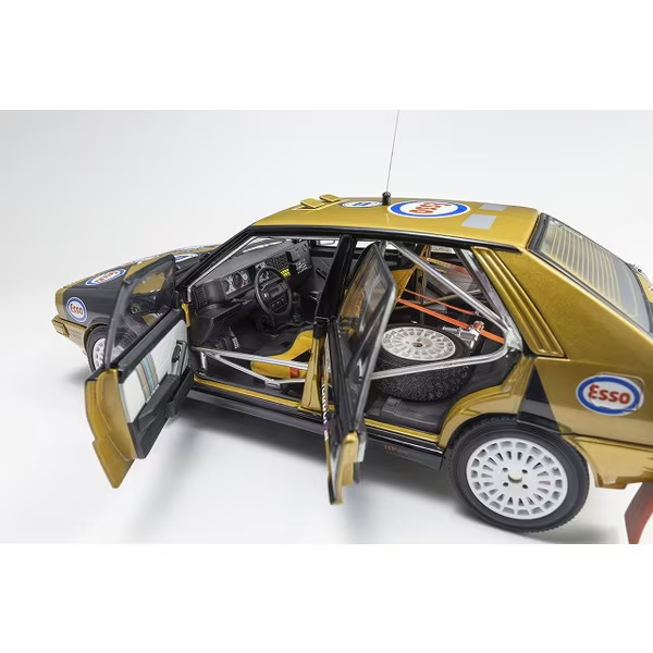 Kyosho KS08960D 1/18 Lancia Delta HF 4WD “Piancavallo Rally Winner 1987” Die-Cas