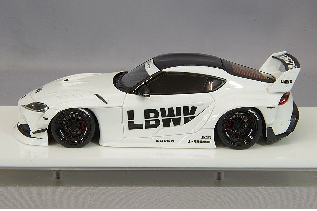 Make Up EIDOLON LB017A 1/43 LB-WORKS GR Supra Pearl White Finish LD97 Wheels