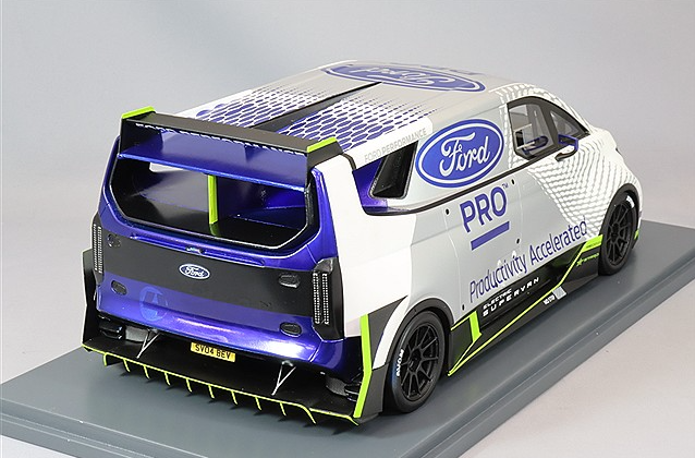 Schuco SC450066300 1/18 Ford Transit Supervan 4 2000HP 2022 Resin