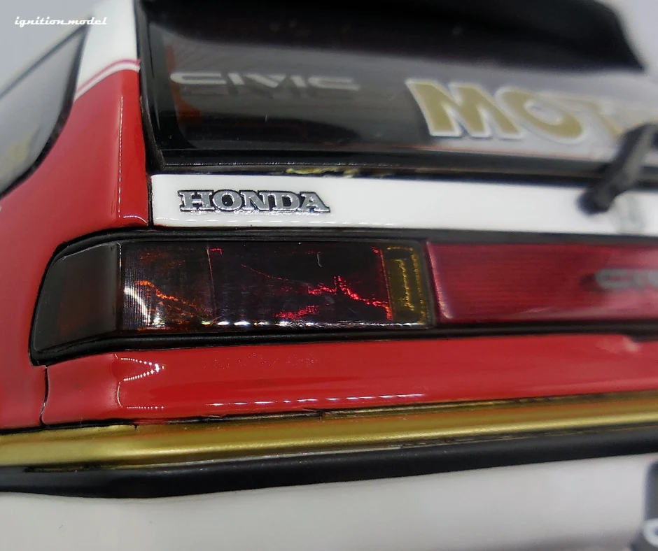Ignition Model IG3123 1/18 Honda Civic SiR EF9 Circuit White/Red Resin