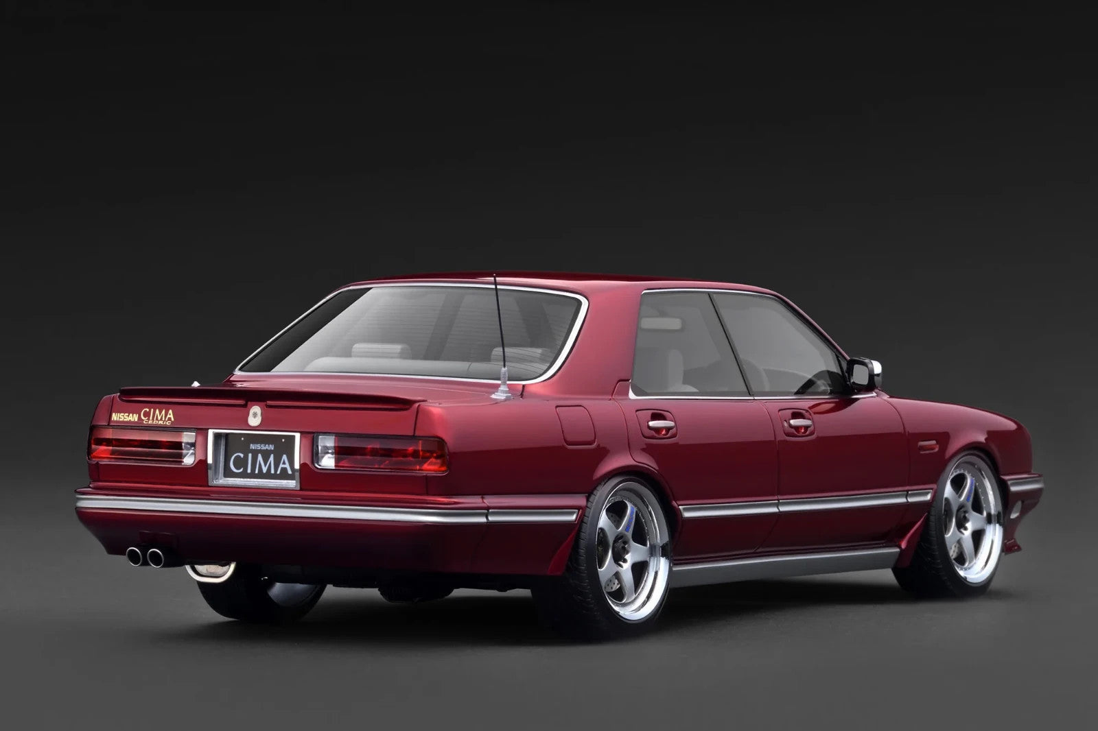 Ignition Model IG3905 1/18 Nissan Cedric Cima Y31 Wine Red Sedan