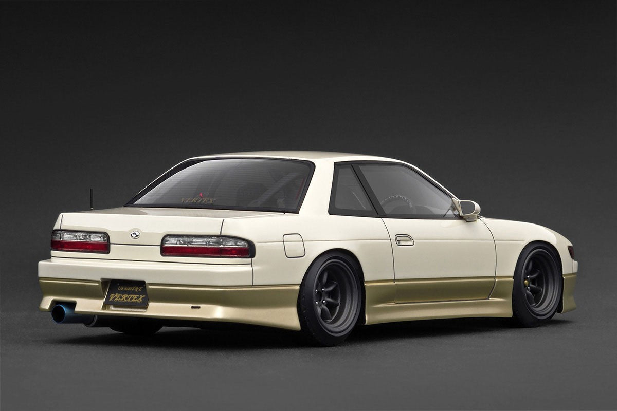 Ignition Model IG3589 1/18 Nissan Silvia S13 VERTEX White/Gold Resin