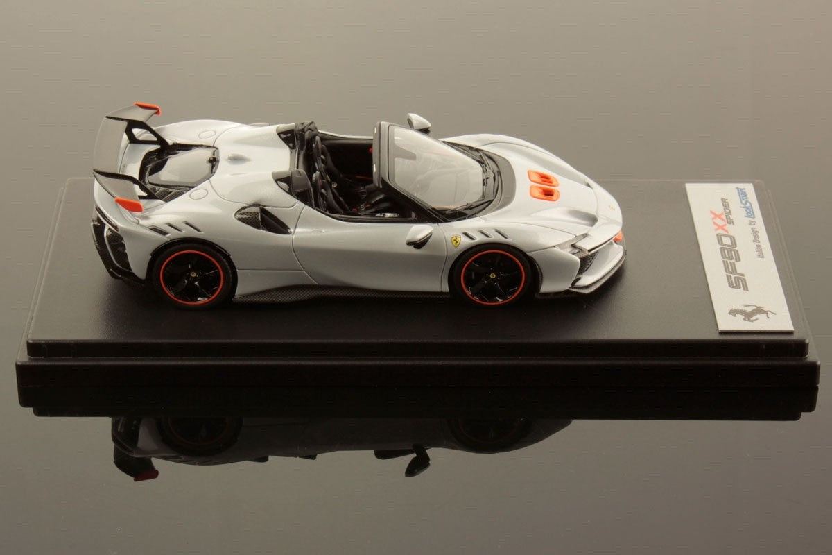 Looksmart LS552C 1/43 Ferrari SF90 XX Spider 2023 Bianco Artico White Resin