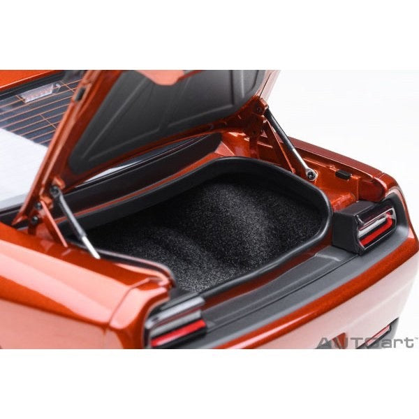 AUTOart 71773 1/18 Dodge Challenger R/T Scat Pack Widebody 2022 Cinnamon Stick