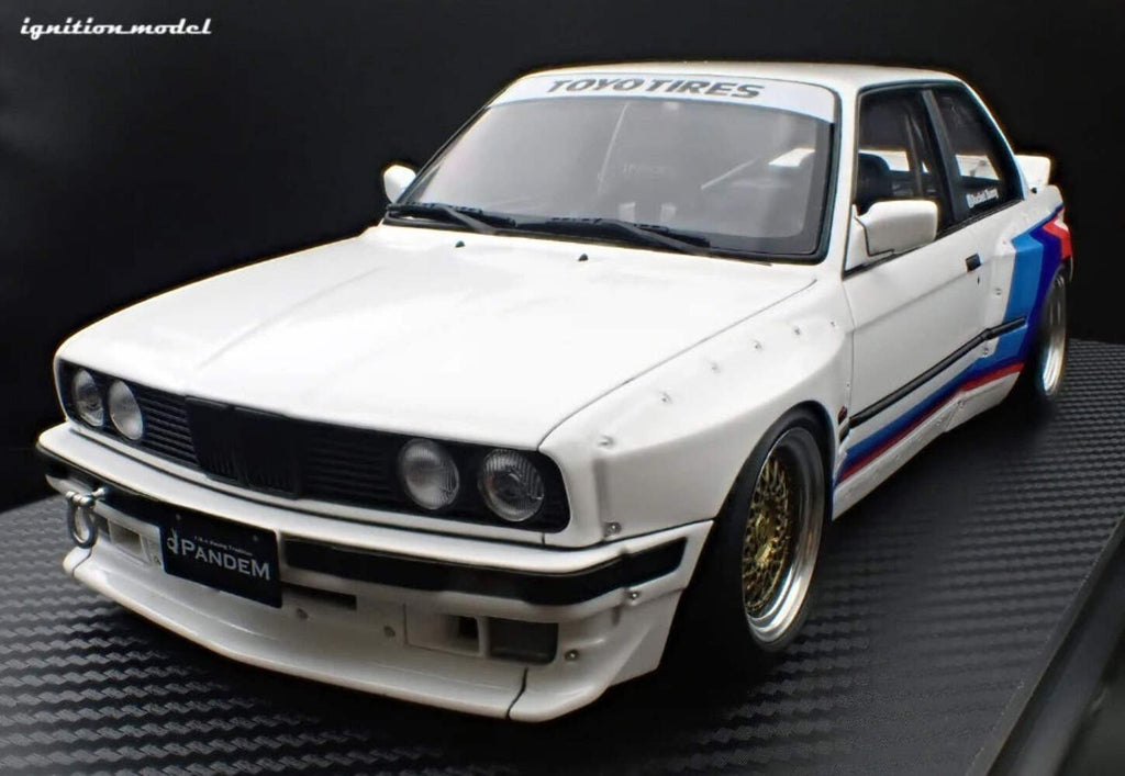 Ignition Model IG3714 1/18 BMW Pandem 30 White Mesh Wheels Gold