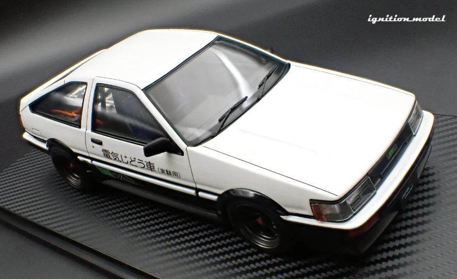 Ignition Model IG3807 1/18 Toyota Corolla Levin AE86 BEV White/Black Resin