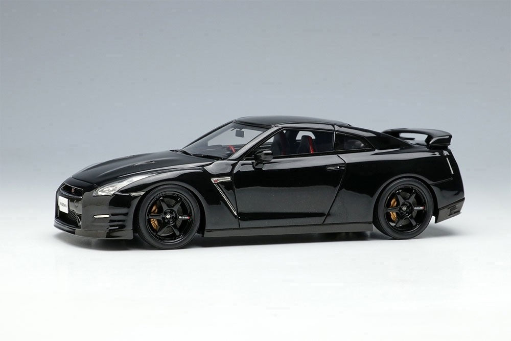 Make Up EIDOLON EM683F 1/43 Nissan GT-R Track Edition Nismo Meteor Flake Black