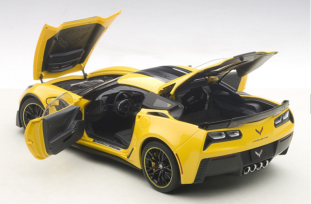 AUTOart Aa71260 1/18 Chevrolet Corvette C7 Z06 C7.R Edition Yellow