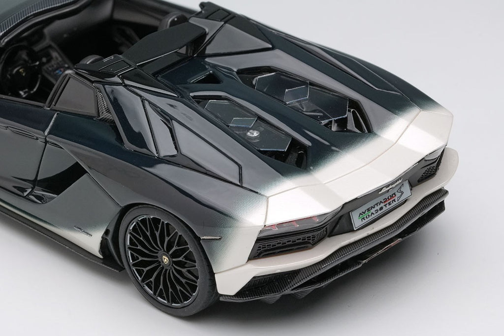 EIDOLON EM767C 1/43 Lamborghini Aventador S Roadster 50th Japan 2018 Bianco