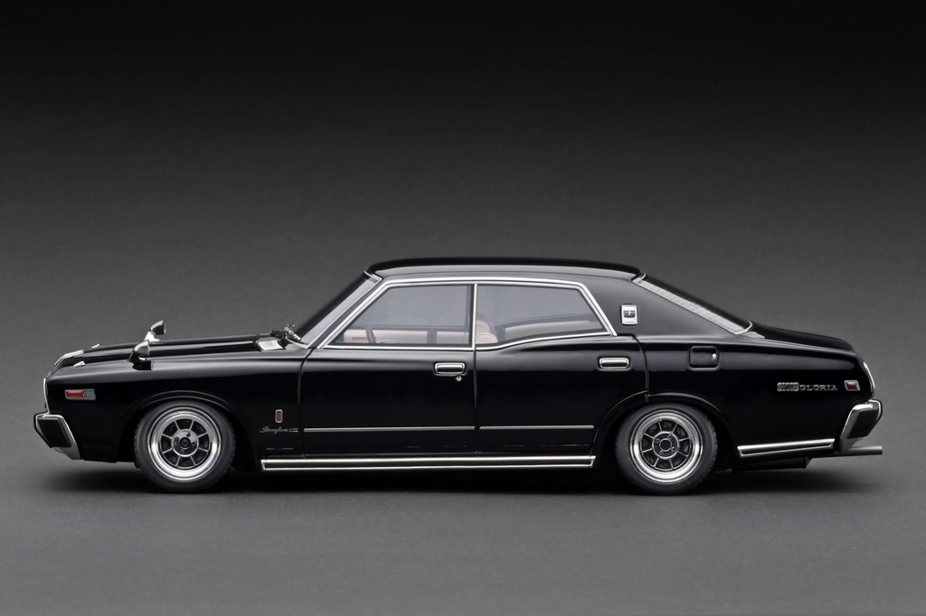 Ignition Model IG3555 1/18 Nissan Gloria Brougham 330 Shakotan Black Resin