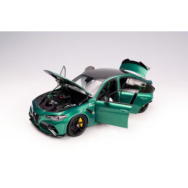 MOTORHELIX M89002 1/18 Alfa Romeo Giulia GTA Montreal Green Die-cast Model