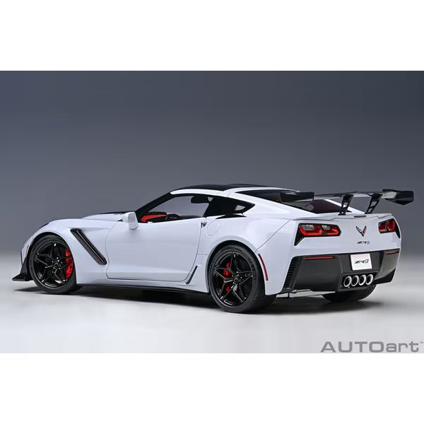 AUTOart 71277 1/18 Chevrolet Corvette C7 ZR1 Gray Metallic Die-cast Model Car