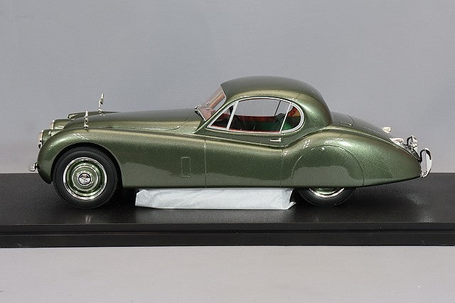 CULT CML1824 1/18 Jaguar XK120 FHC 1951-1954 Green Metallic