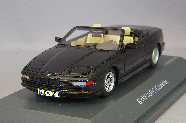 Schuco SCH450914900 1/43 BMW 850i Cabriolet Metallic Black Resin