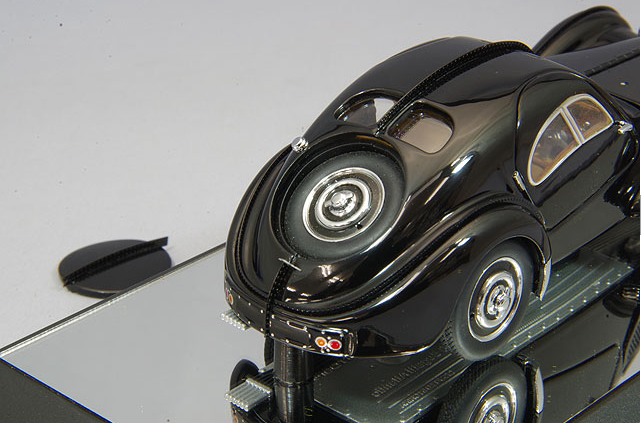 AUTOart Aa50946 1/43 Bugatti Type 57SC Atlantic 1938 Black Disc Wheels