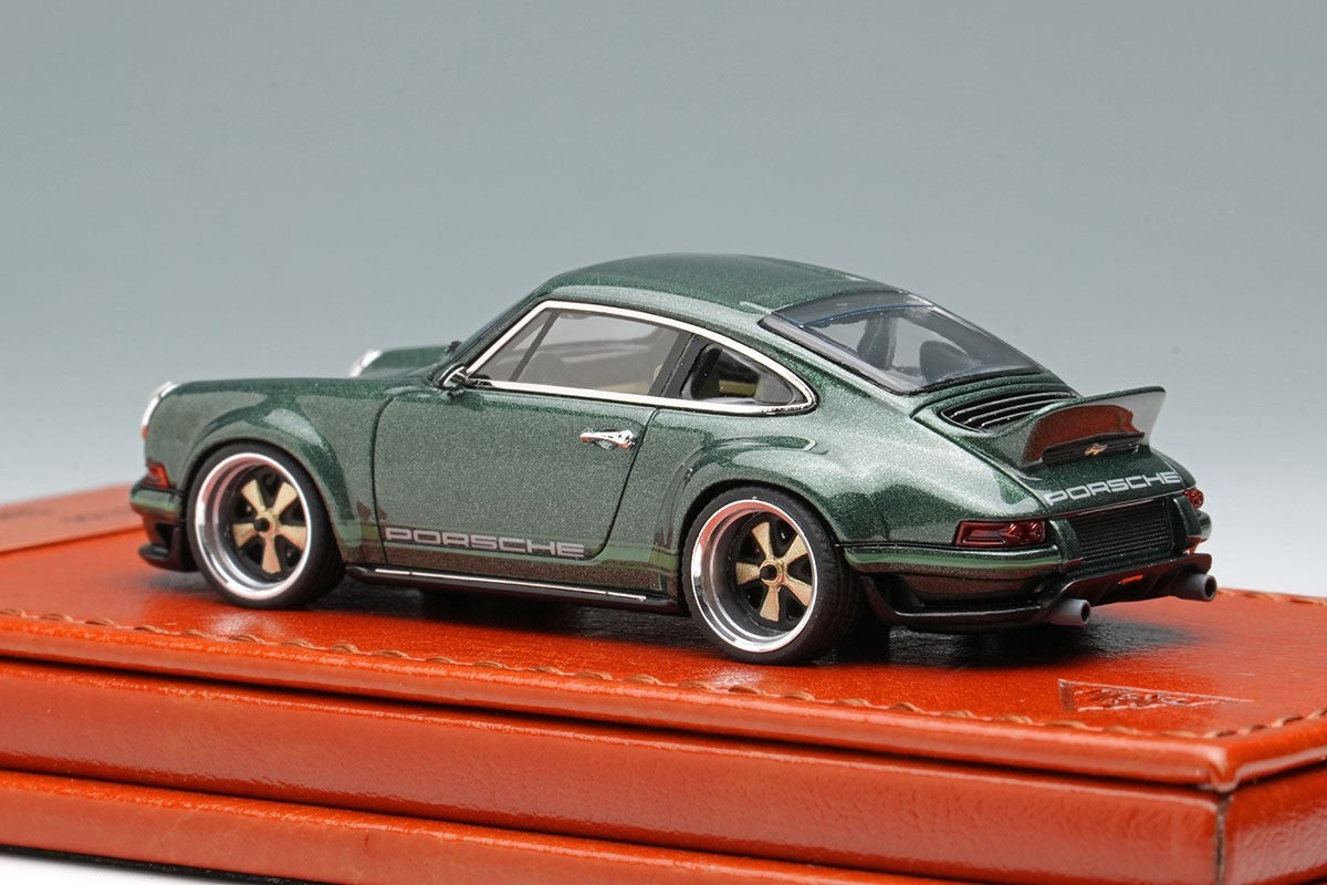 Make Up Titan64 TM004E 1/64 Singer DLS Goodwood Festival of Speed 2021 Oak Green