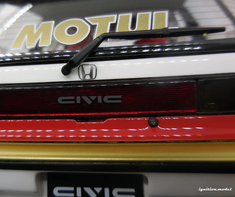 Ignition Model IG3123 1/18 Honda Civic SiR EF9 Circuit White/Red Resin
