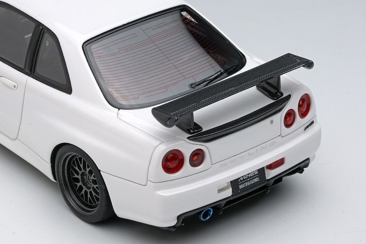 Make Up EIDOLON EM681A 1/43 Mines Nissan Skyline GT-R BNR34 Shiranami White