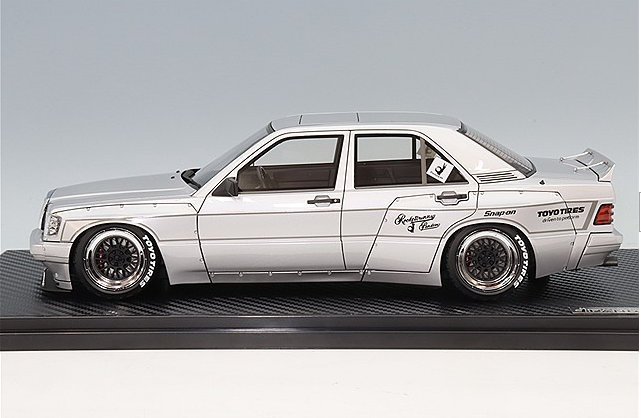 Ignition Model IG3770 1/18 Mercedes-Benz 190E PANDEM 190 Silver