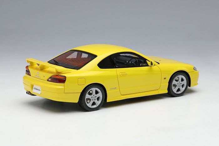 Make Up EIDOLON EM628E 1/43 Nissan Silvia S15 Spec R Aero 1999 Lightning Yellow