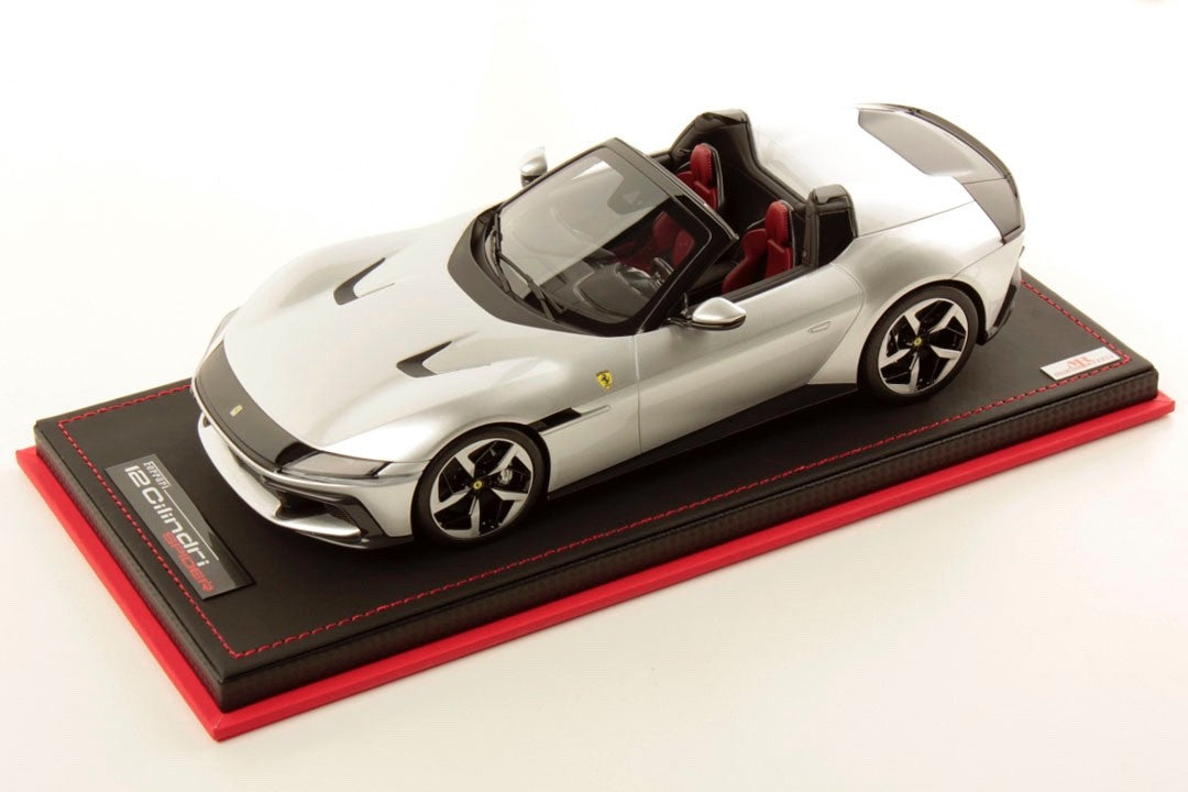 MR Collection FE044SE3 1/18 Ferrari 12 Cilindri Spider Argento Nurburgring Resin