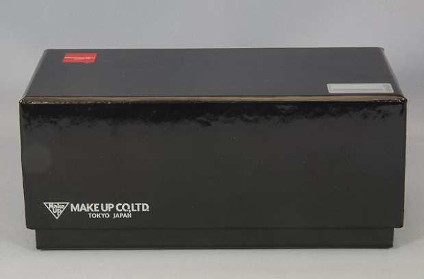 Make Up EIDOLON EM600H 1/43 Porsche 911 GT3 RS Lizard Green 2019