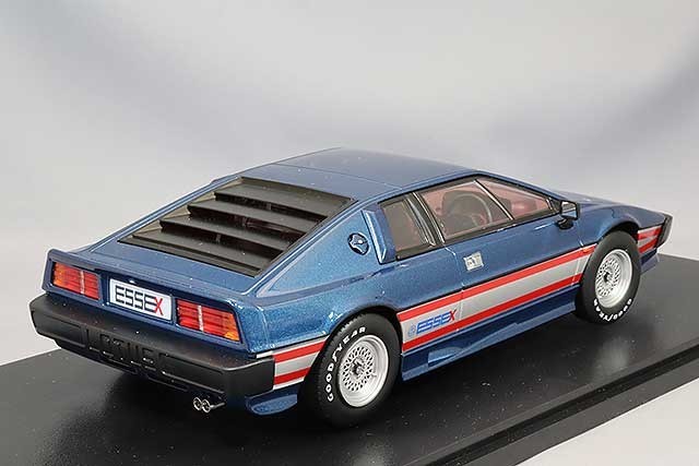 KK Scale KKDC181193 1/18 Lotus Esprit Turbo 1981 Essex Blue Metallic
