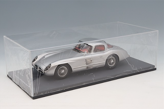 Schuco SC18U00069 1/18 Mercedes-Benz 300 SLR Uhlenhaut 1955 Silver Resin