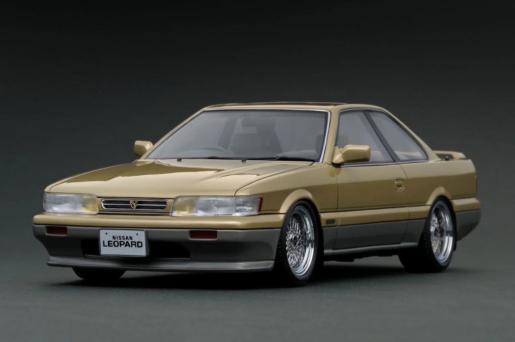 Ignition Model IG3815 1/18 Nissan Leopard Ultima F31 Gold/Silver Resin