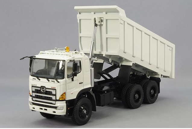 Kyosho HINO-700ZS 1/43 Hino Motors 700ZS 6x4 Dump Truck White Diecast