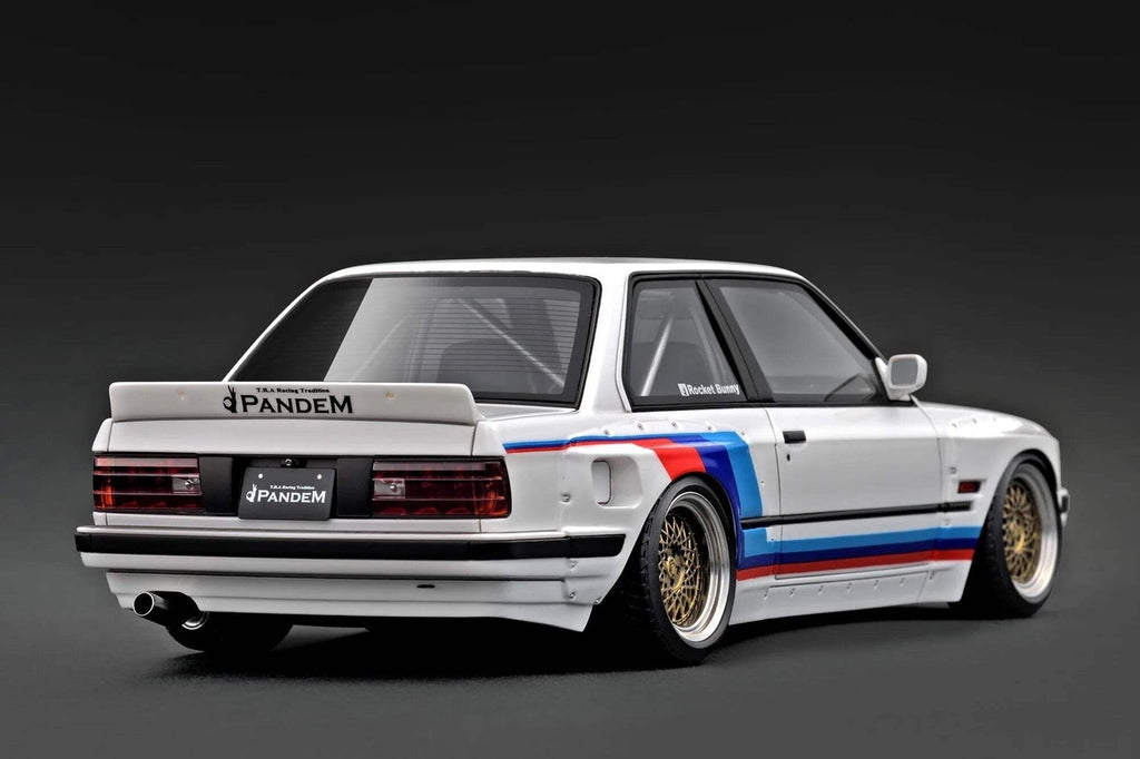 Ignition Model IG3714 1/18 BMW Pandem 30 White Mesh Wheels Gold