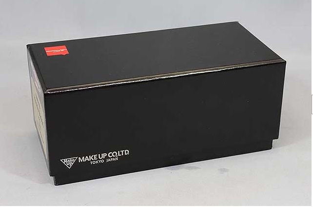 Make Up EIDOLON EM677B 1/43 Honda S2000 AP2 2005 Platinum White Pearl