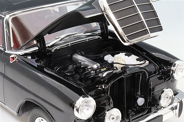 Norev FS-NO183799 1/18 Mercedes 190D W110 1964 Black Die-cast