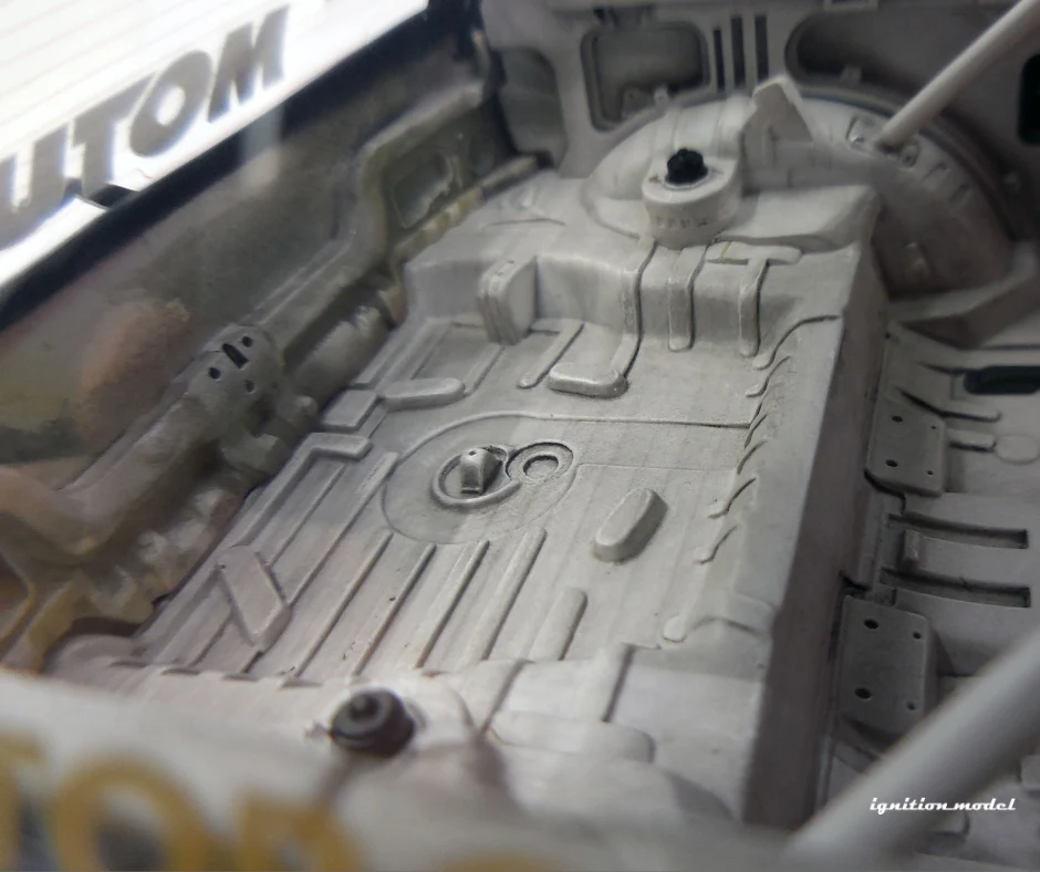 Ignition Model IG3123 1/18 Honda Civic SiR EF9 Circuit White/Red Resin