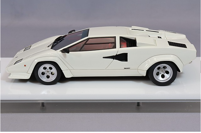 Make Up EIDOLON EM447B 1/43 Lamborghini Countach LP5000 QV White 1985