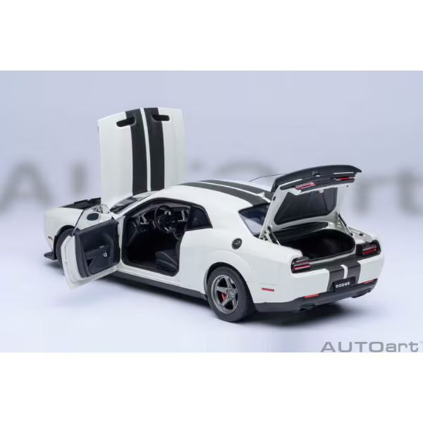 AUTOart 71766 1/18 Dodge Challenger SRT Super Stock 2023 White Diecast