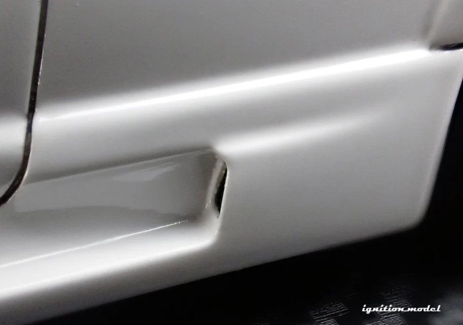 Ignition Model IG3653 1/18 NISMO 400R BCNR33 White Resin Model Car JDM Skyline