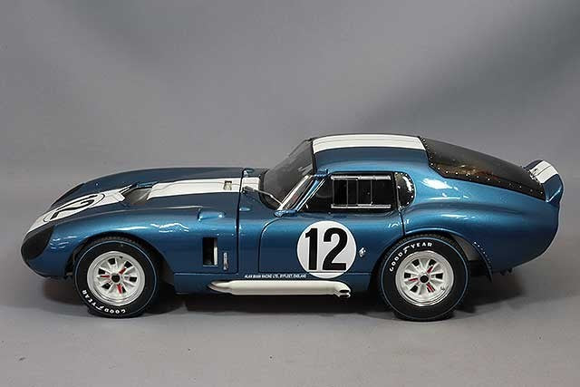 EXOTO RLG18012B 1/18 Shelby Cobra Daytona 1965 Le Mans No.12