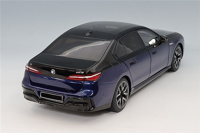 Minichamps MC110023701 1/18 BMW i7 M70 2024 Blue Black