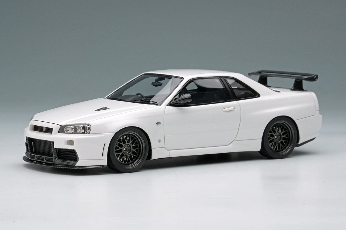 Make Up EIDOLON EM681A 1/43 Mines Nissan Skyline GT-R BNR34 Shiranami White