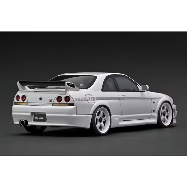 Ignition Model IG3653 1/18 NISMO 400R BCNR33 White Resin Model Car JDM Skyline