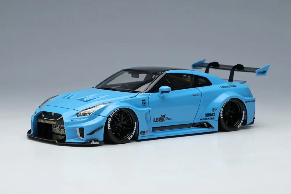 Make Up EIDOLON LB014B 1/43 LB Silhouette Works 35GT-RR GT Wing Pearl Light Blue
