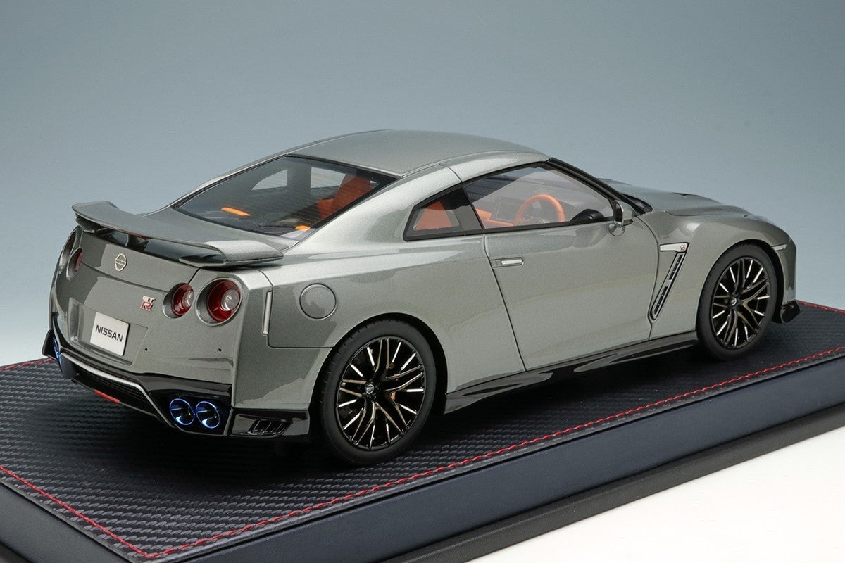 Make Up IDEA IM042F 1/18 Nissan GT-R 2020 Dark Metal Gray Tan Interior