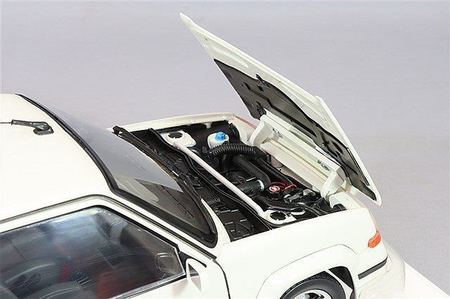 Norev NO185206 1/18 Renault Super 5 GT Turbo Phase 2 1989 Panda White Diecast