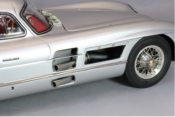 CMC CMC-076 1/18 Mercedes-Benz 300 SLR Coupe Gullwing 1955 Silver Diecast